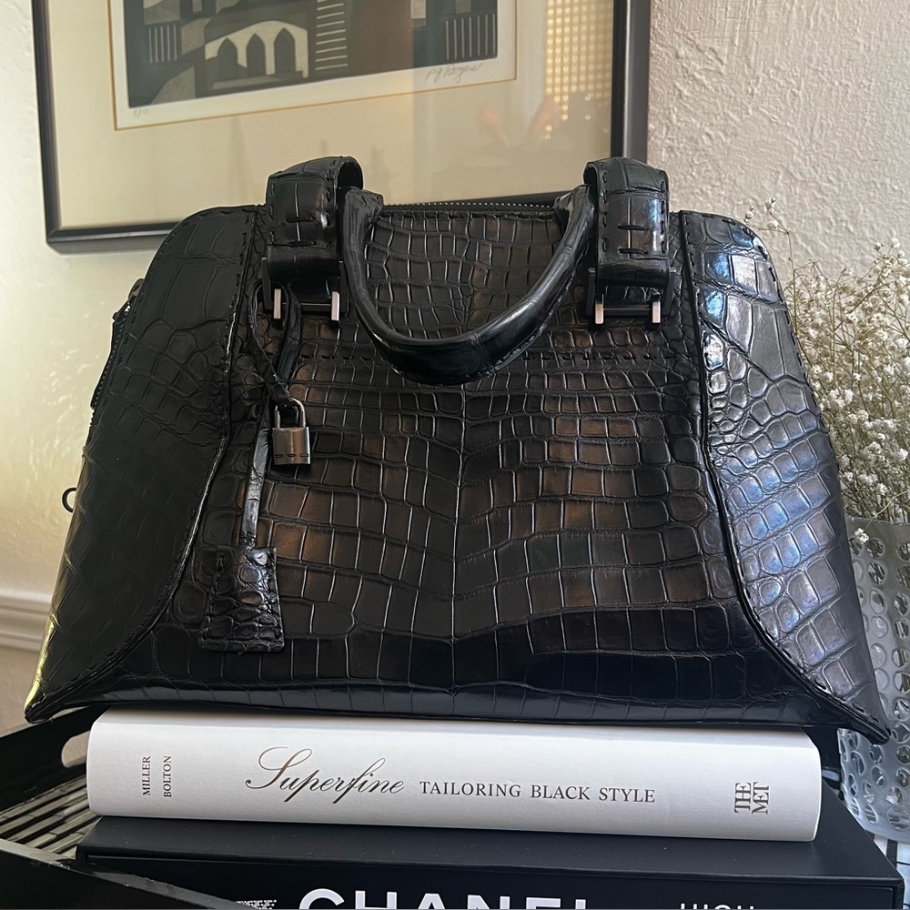 VBH 089/300 Avenue Alligator Satchel